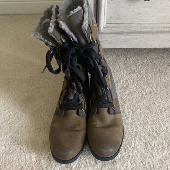 Sorel Emelie Lace Boot Size 11 - Picture 3 of 4